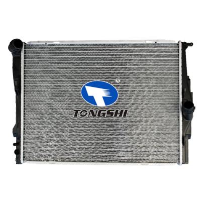 适用于宝马E90 N45 1.8/2.0 05-07 MT散热器?