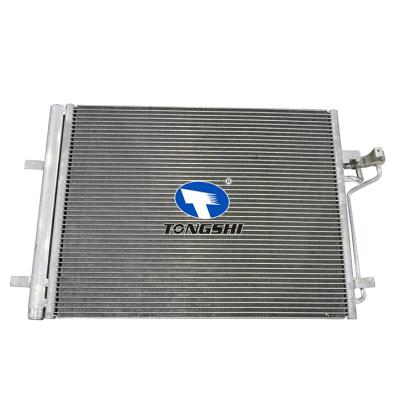 适用于福特?？怂?2.0L I4 TURBO 12-14 冷凝器
