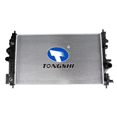 适用于科瑞兹1.8L L4/1.4L14 TURBO 09- AT散热器