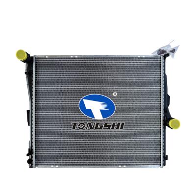 适用于宝马 X3 (E83) 3.0i 07-10 MT 散热器?