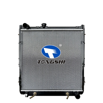 适用于LAND CURISER KZJ 79- AT散热器