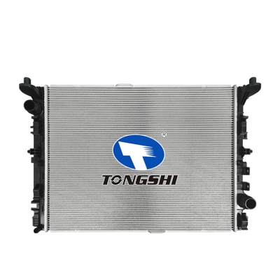 适用于??奔驰?W205/AMG/C63?MT*??散热器
