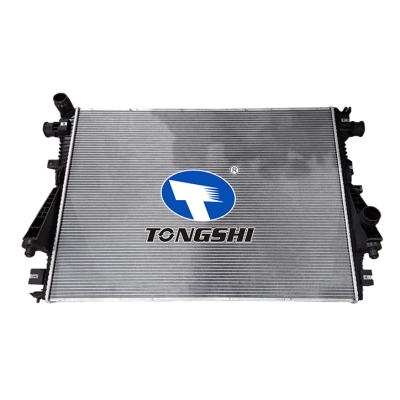 适用于?福特?F-250?Super?Duty?King???Ranch?V8?6.7L?MT?散热器